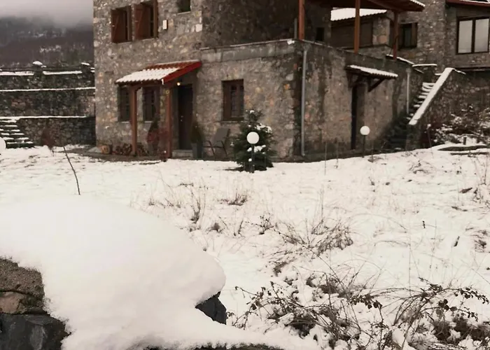 Bydoukas Mountain Willa *